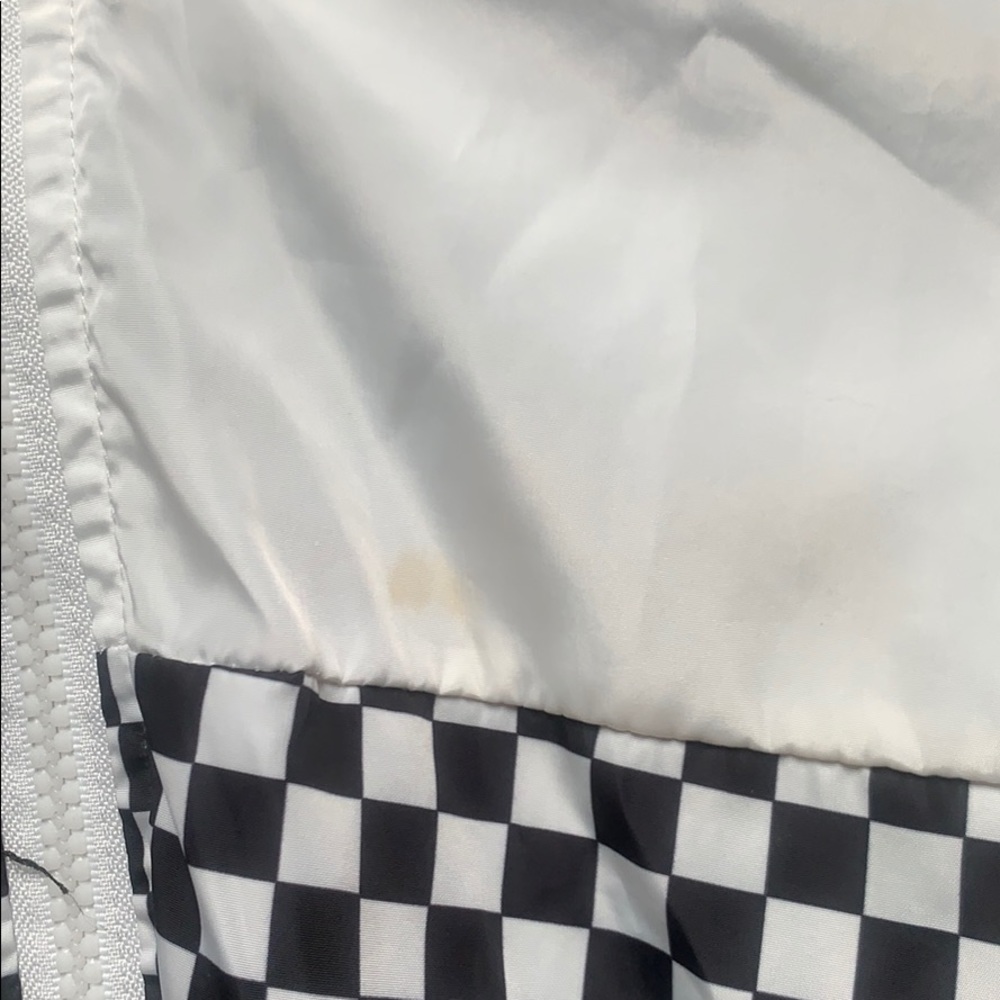 Windbreaker - Picture 3 of 3